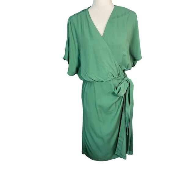 Ann Taylor Woman’s Petite Green Tie Waist Wrap Midi Dress- Size 8P - Picture 3 of 11